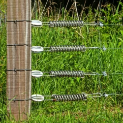 Kontaktklämma vinklad m vingmutter (10)